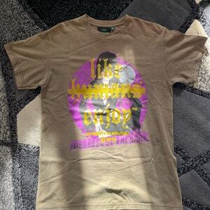 Like Humans Enjoy “Mistress of The Dark” Tee